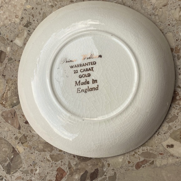 Prince William 22k gold rim trinket dish - Picture 2 of 4